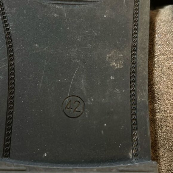 Powerpurlife Ladies chain style slides.‎ Black. Size 11.5 (42) - Picture 7 of 7